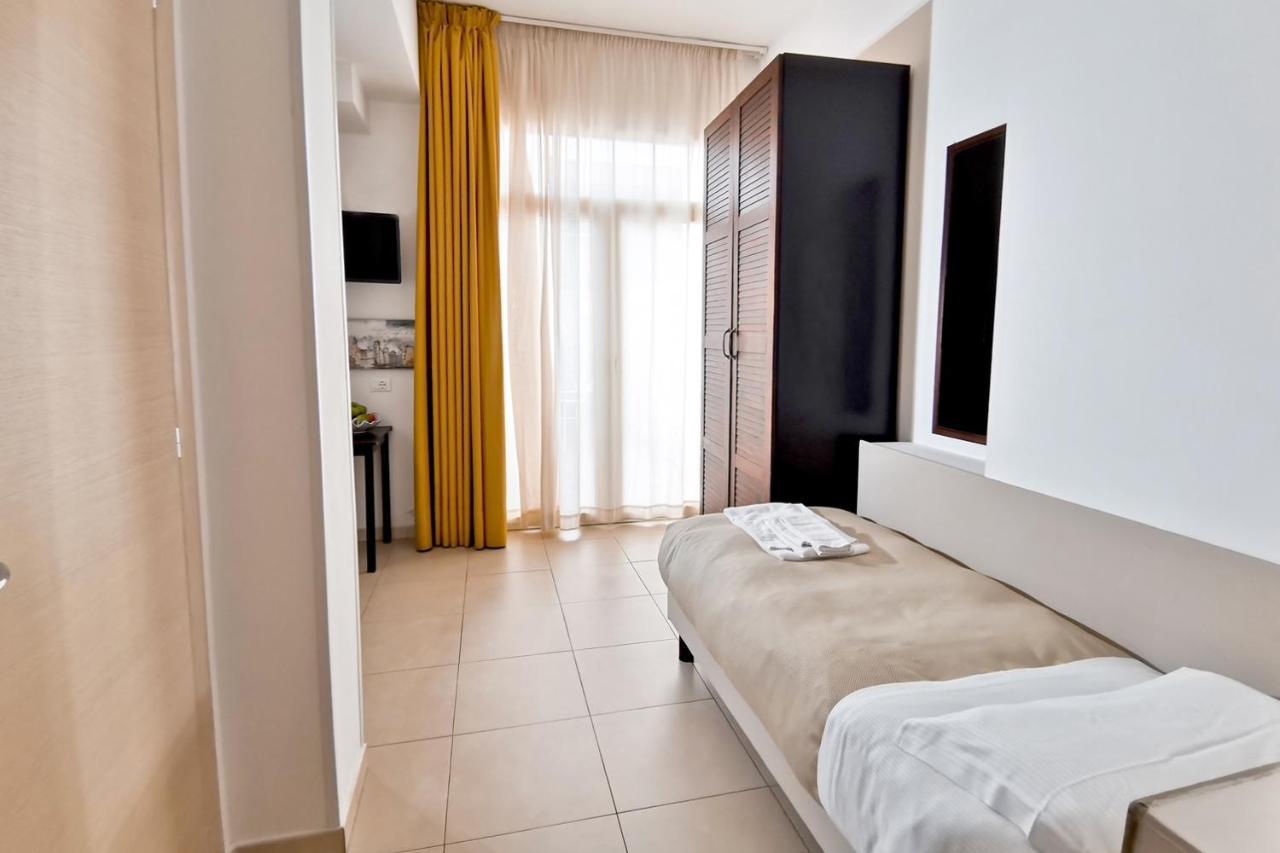 Hotel Poetto Cagliari Dış mekan fotoğraf